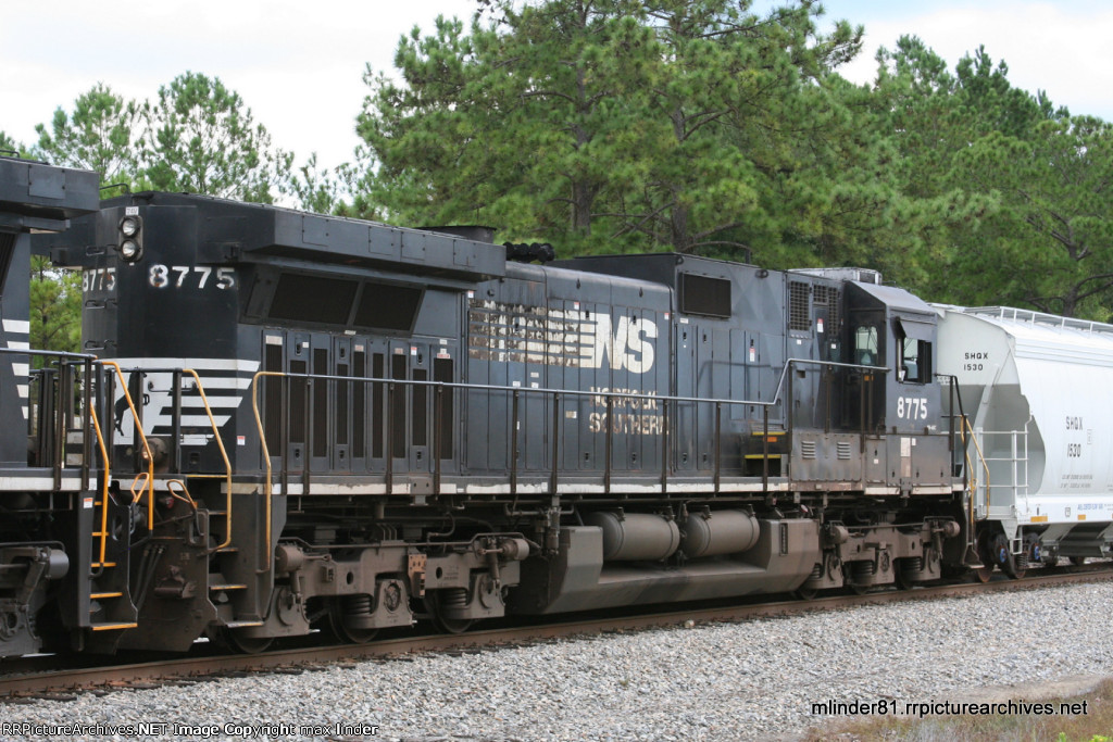 NS 8775